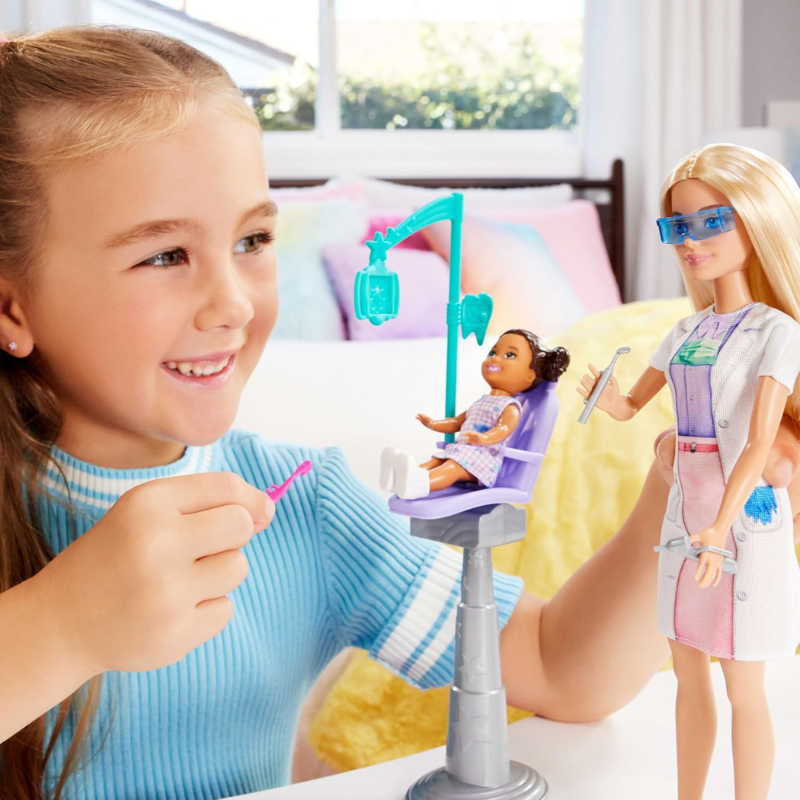 Barbie - Blonde Dentist Doll