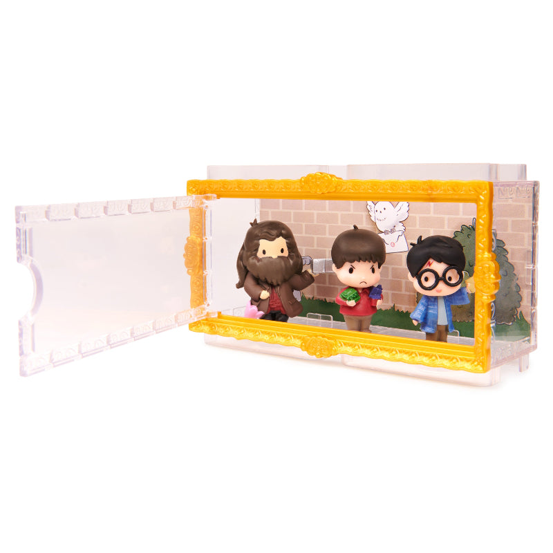 Spin Master - Harry Potter Wizarding World | Micro Magical Moments Harry, Hagrid, and Dudley Figure Set