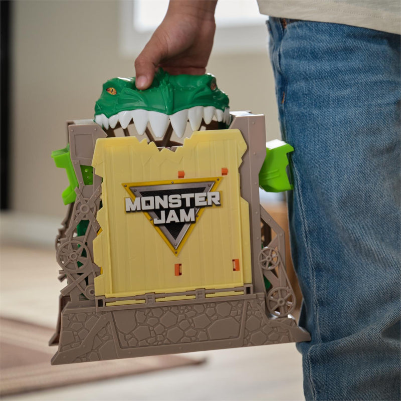 Spin Master - Monster Jam | Mini Dungeon of Doom Playset