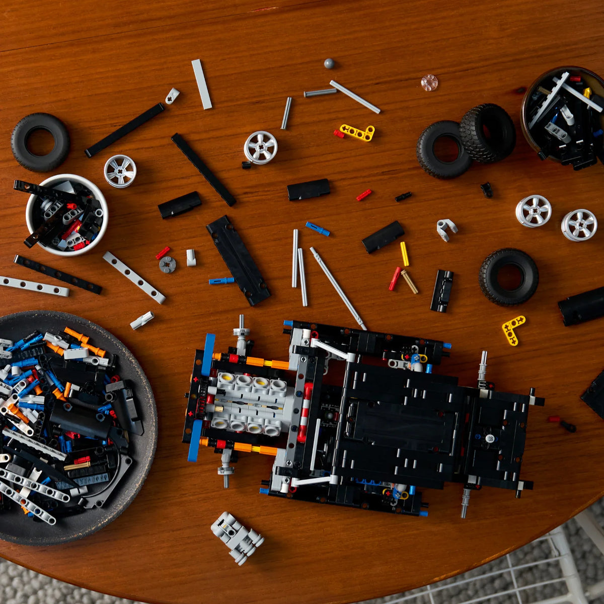 LEGO Technic Fast and Furious Dodge Charger R/T Car – 1516 Pieces (42231)