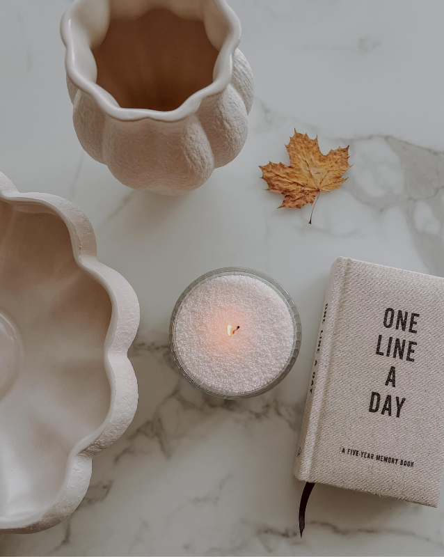 The Candle Dust - 160g Sand Candle | Mango Lime