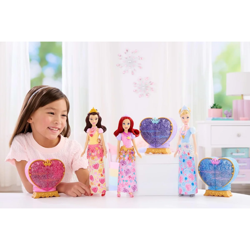 Disney Princess Fashion Doll Spin and Reveal – Surprise Fashion Doll Playset