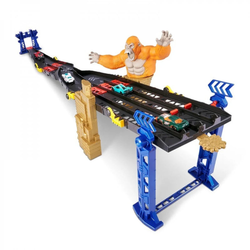ZURU - Metal Machines | 4-Lane Gorilla Attack Track Set