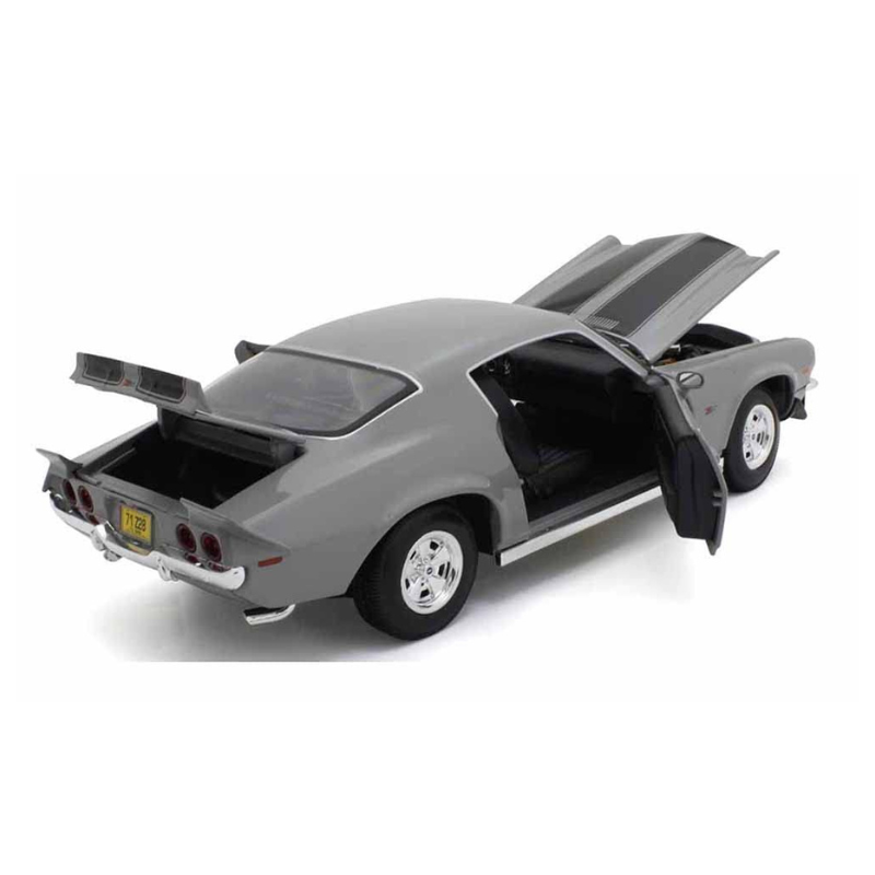 Maisto - 1:18 (1971) Gray Chevrolet Camaro Die-Cast Model Car