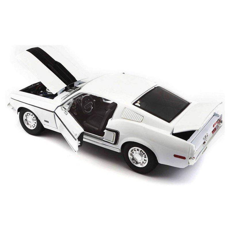 Maisto - 1:18 (1968) White Ford Mustang GT Cobra Jet 68