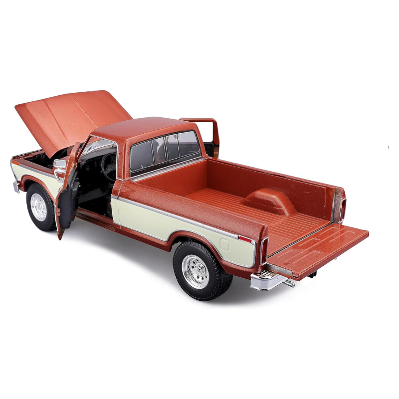 Maisto - 1:18 (1979) Brown/Cream Ford F150 Pick-Up Die-Cast Model Car