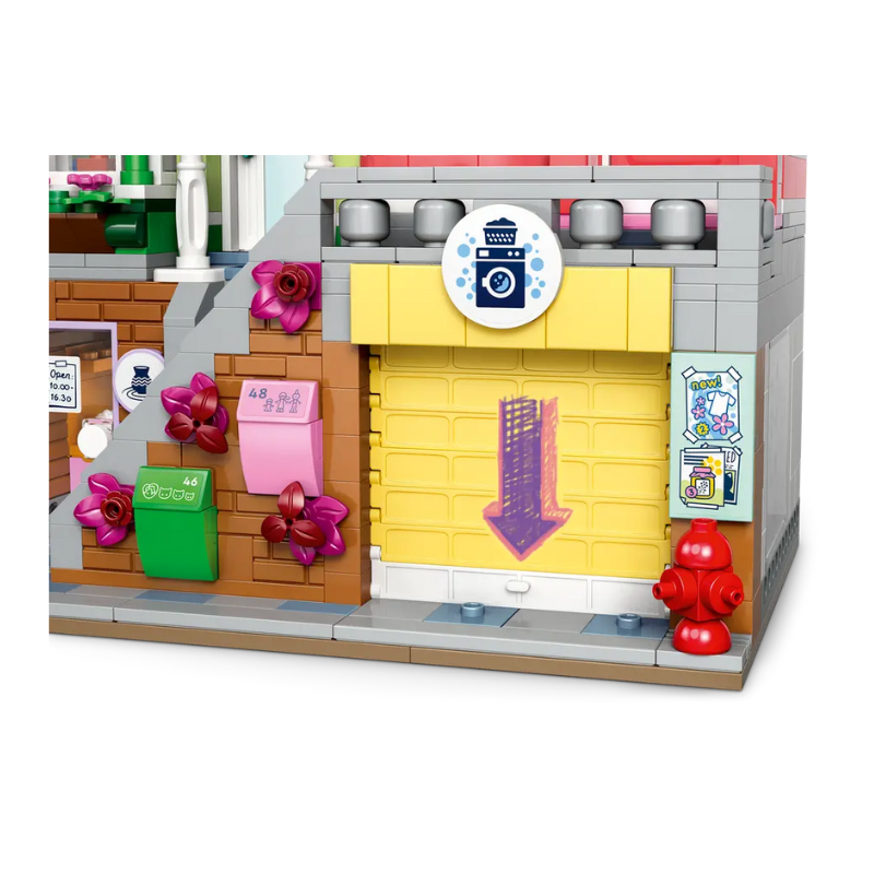 LEGO Friends - Heartlake City Apartments and Stores