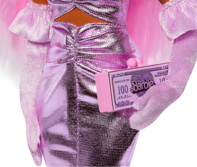 Barbie - Barbiecore Deluxe Fashionistas | Curvy