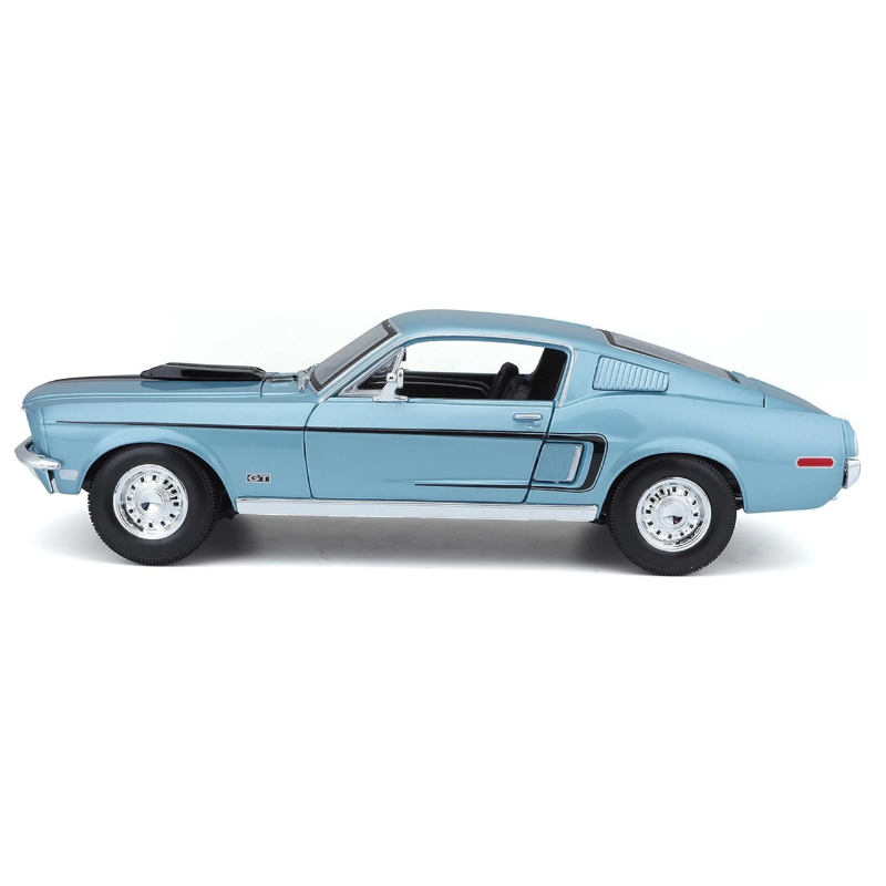 Maisto - 1:18 (1968) Metallic Blue Ford Mustang GT Cobra Jet 68