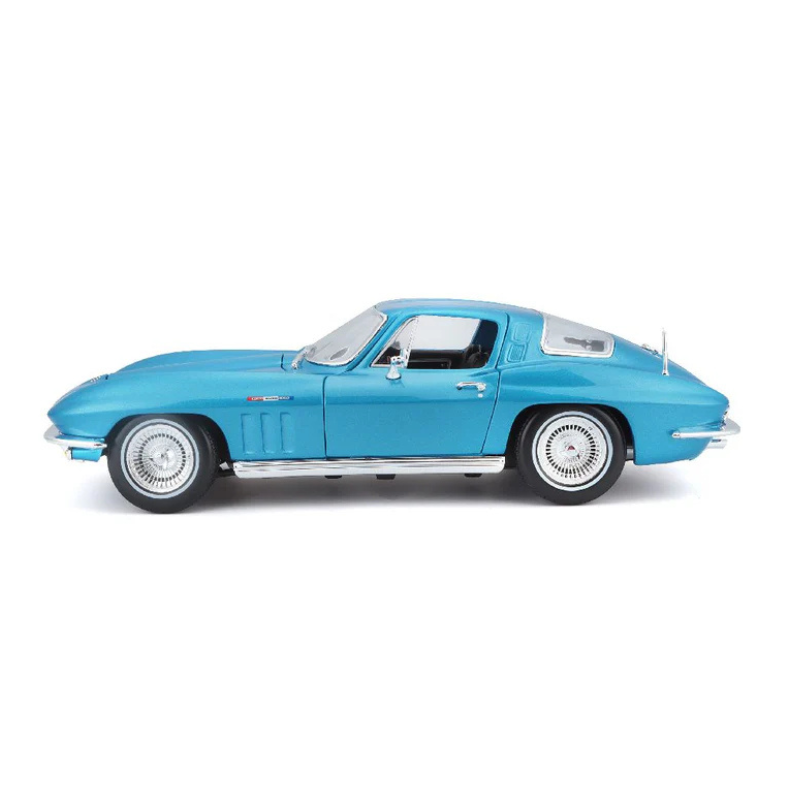 Maisto - 1:18  (1965) Metallic Light Blue Chevrolet Corvette Die-Cast Model Car