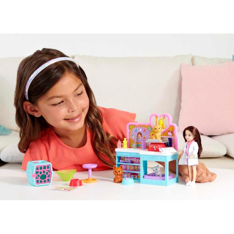 Barbie - Club Chelsea Can Be Pet Vet Playset
