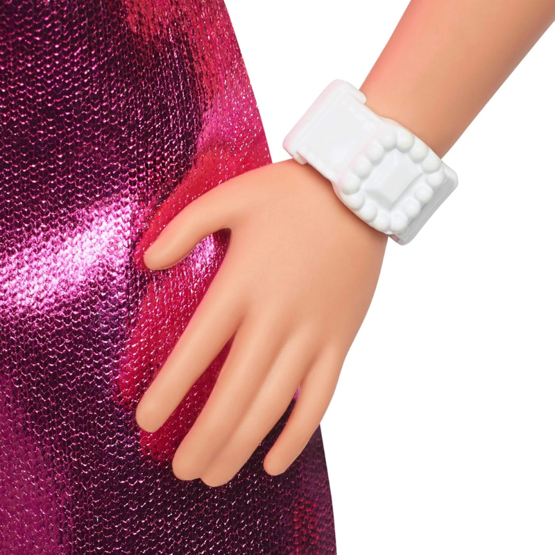 Barbie - Fashionistas Doll | Pink Dress Heart Cutout