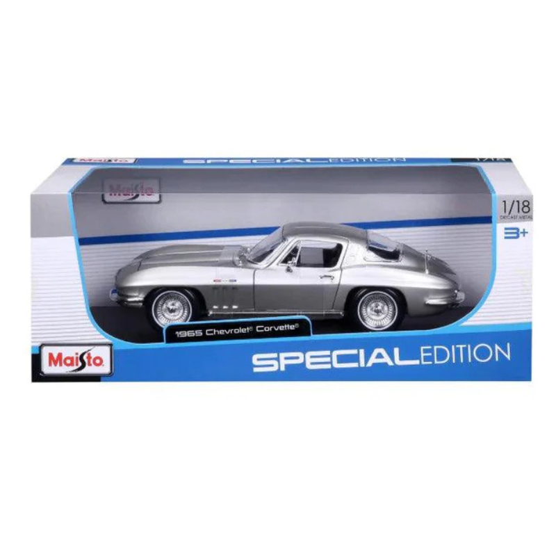 Maisto - 1:18 Silver Chevrolet Corvette (1965) Die-Cast Model Car
