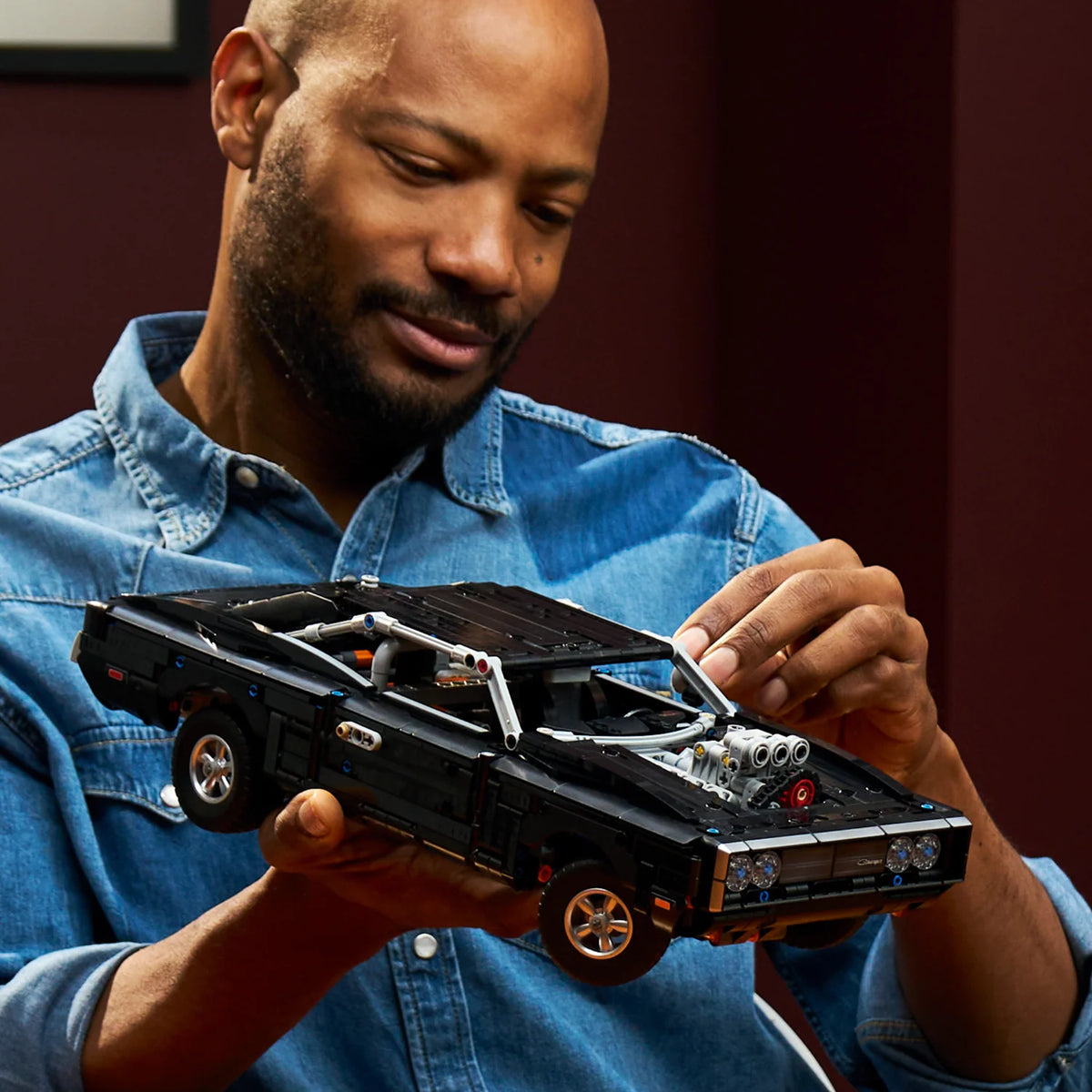 LEGO Technic Fast and Furious Dodge Charger R/T Car – 1516 Pieces (42231)