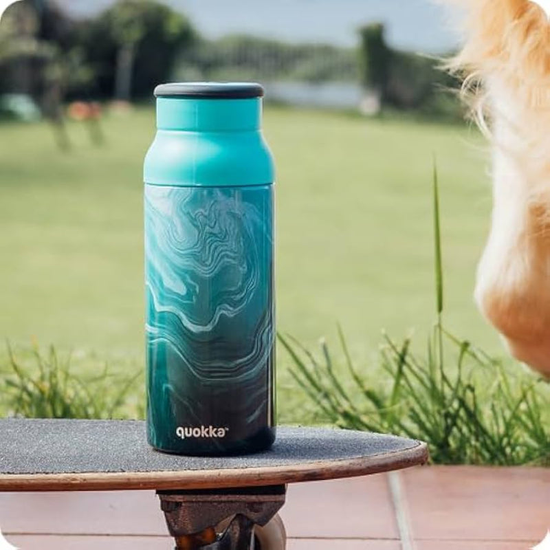 QUOKKA THERMAL SS BOTTLE WITH SILICONE HANDLE ECHO LIQUID MARBLE 690 ML