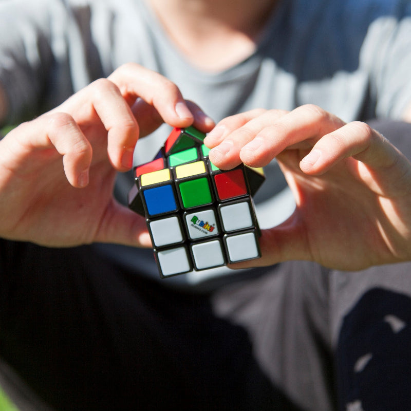 Spin Master - Rubik's Family Pack (3x3 Cube, 2x2 Cube, 3x3 Keyring Cube)